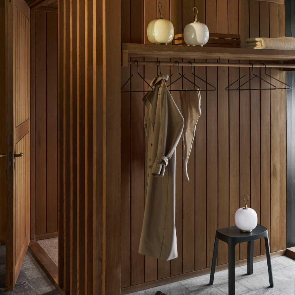 VL45 Radiohus Transportabel Bordlampe